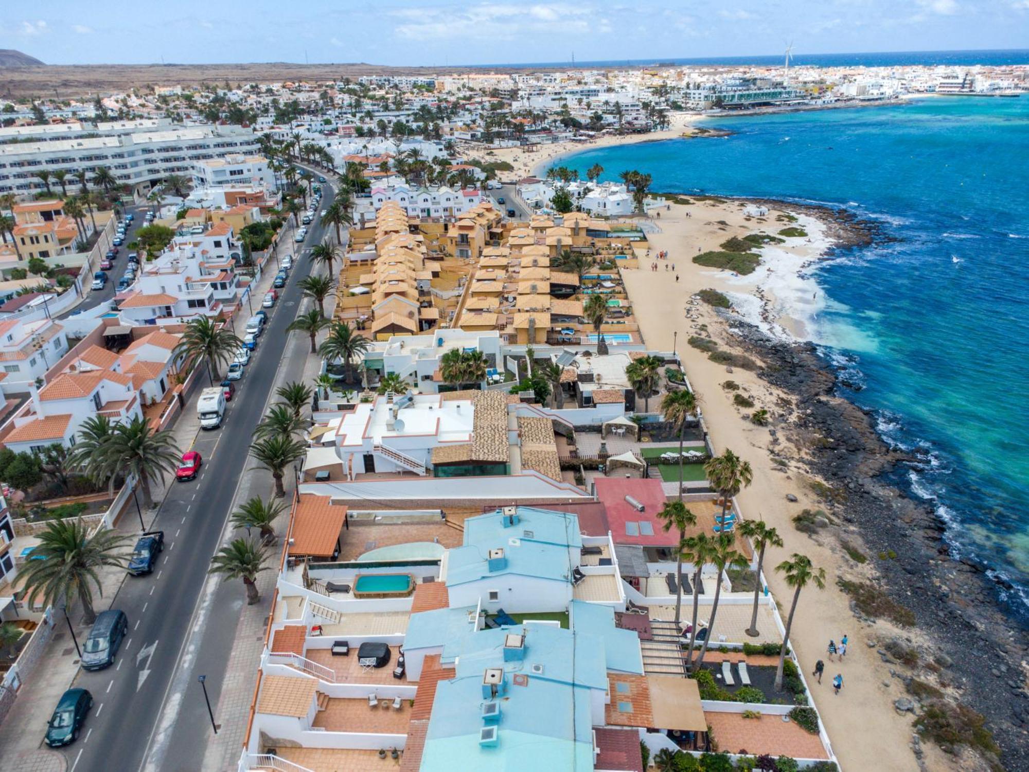 Villa Marina I Beachfront Corralejo By Holidays Home Extérieur photo